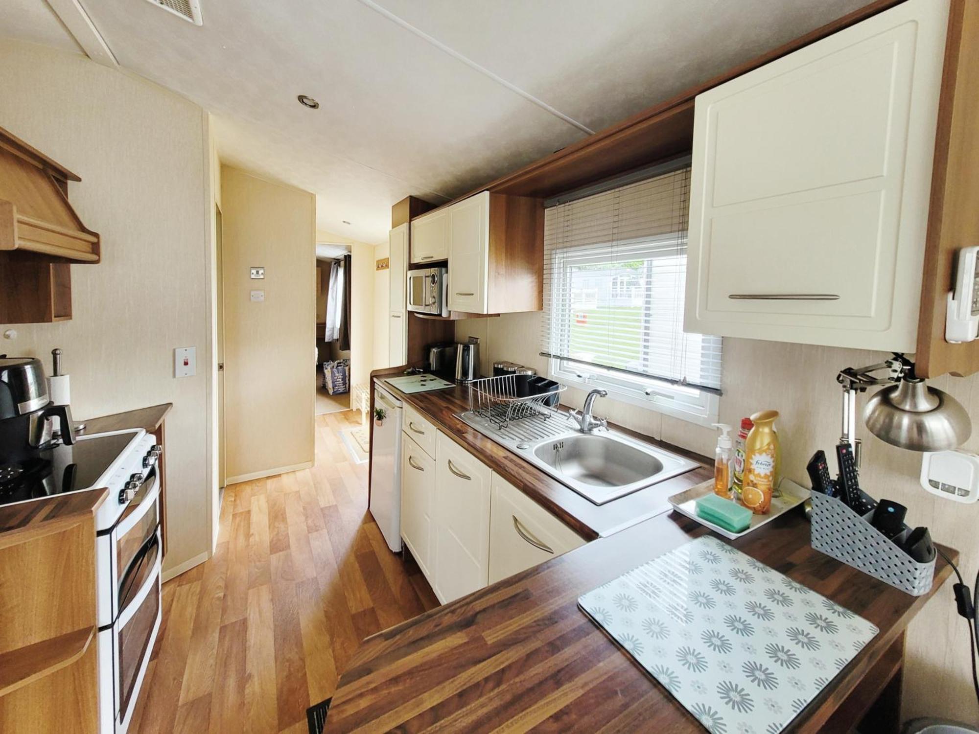 Lakeside Cotswold Holiday Home Cirencester Esterno foto